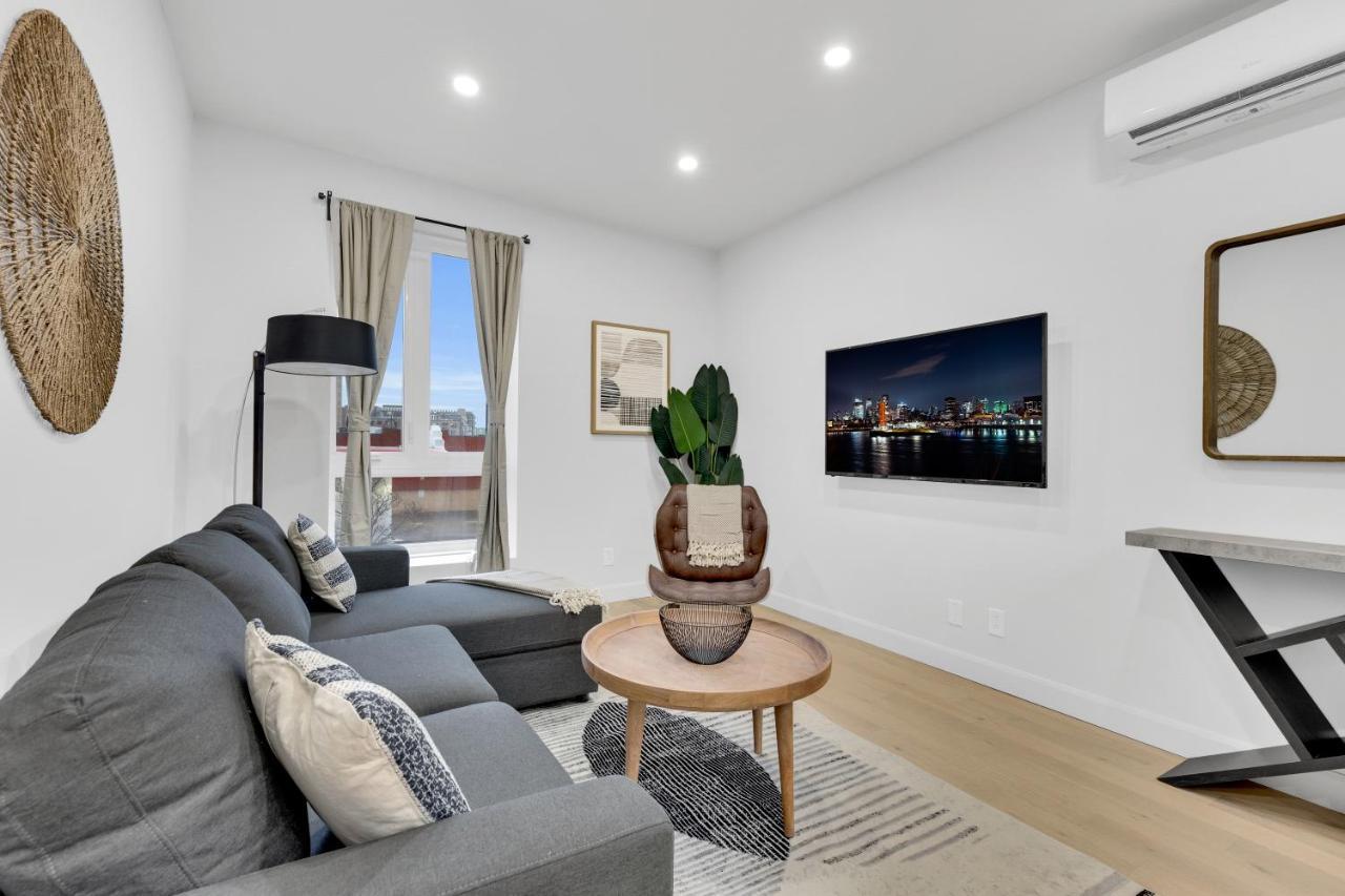 Deluxe Suites Downtown Montreal Bagian luar foto