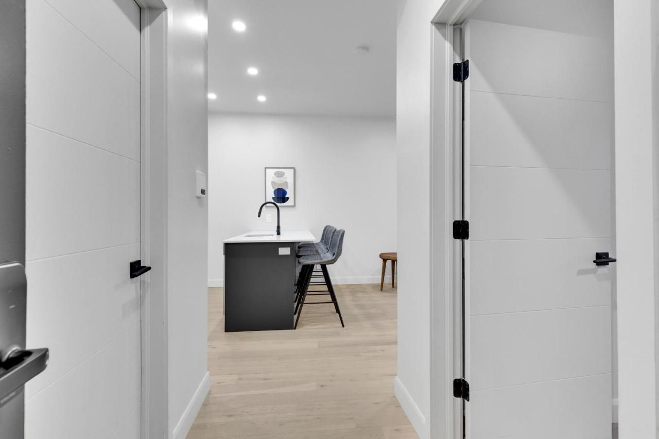 Deluxe Suites Downtown Montreal Bagian luar foto